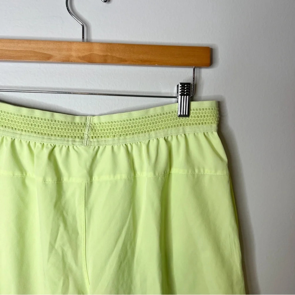 Fabletics The Fundamental Short in Faded Lime - Picture 7 of 7